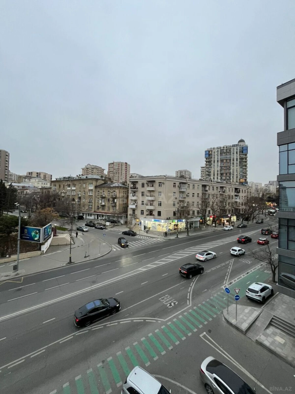 Satılır 3 otaqlı mənzil 90 m²