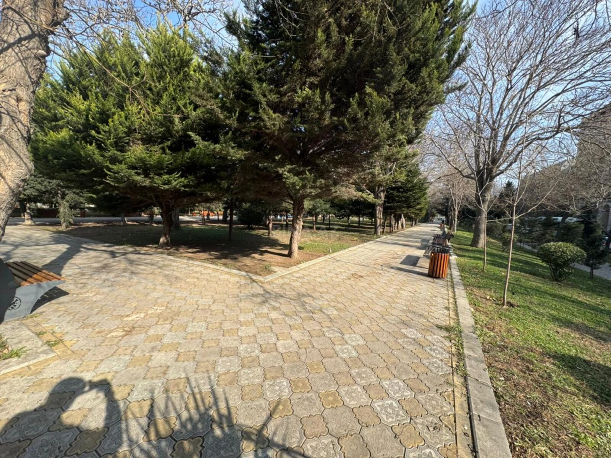 Satılır 2 otaqlı mənzil 65 m²