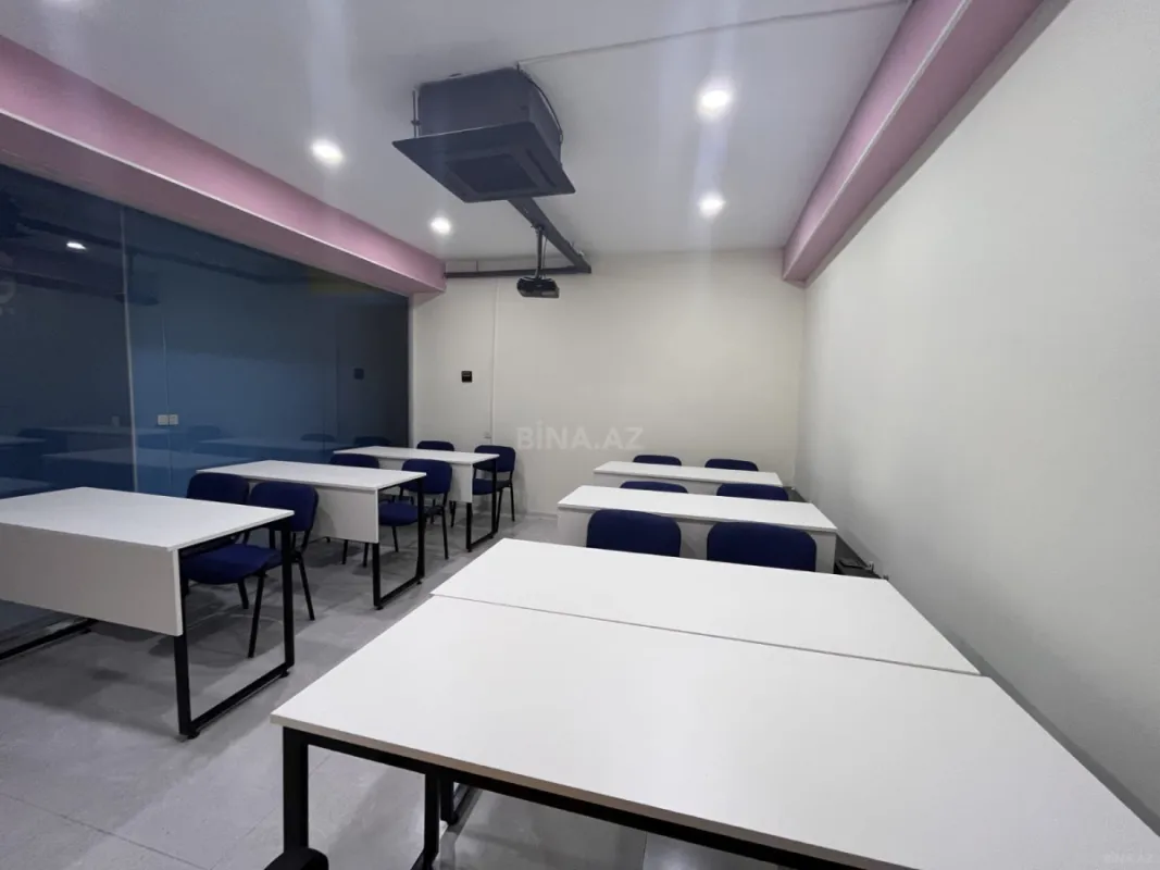 Satılır obyekt 220 m²