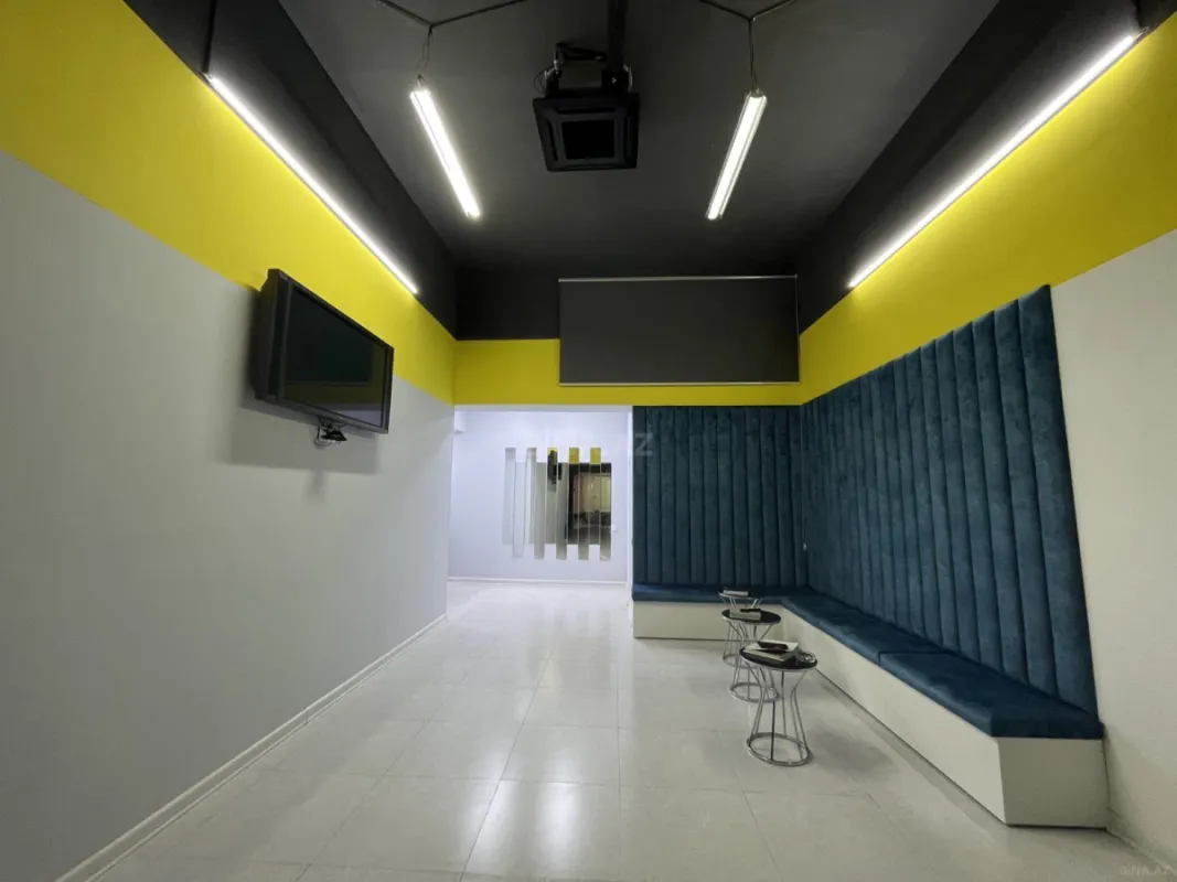 Satılır obyekt 220 m²