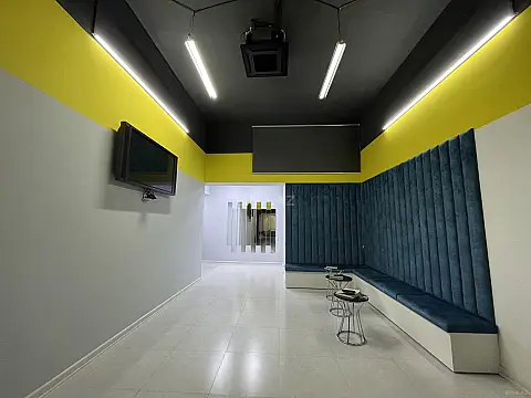 Satılır obyekt 220 m² — Bakı, İnşaatçılar 220.00 m²