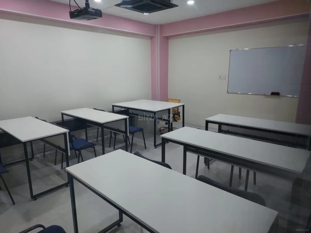 Satılır obyekt 220 m²