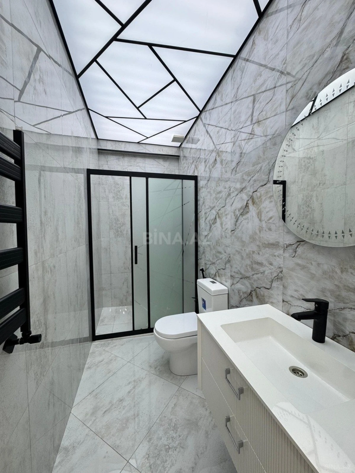 Satılır 3 otaqlı mənzil 68 m²