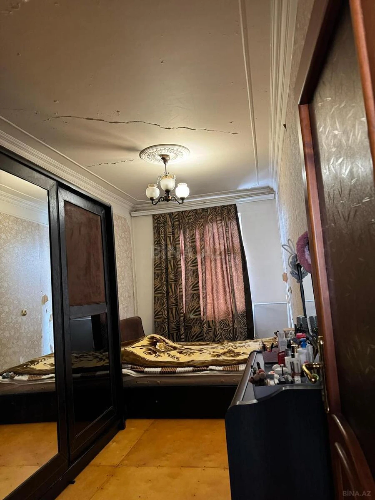 Satılır 2 otaqlı mənzil 50 m²