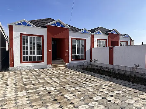 Satılır 4 otaqlı həyət evi 110 m² — Bakı, Novxanı 4 otaq 110.00 m²