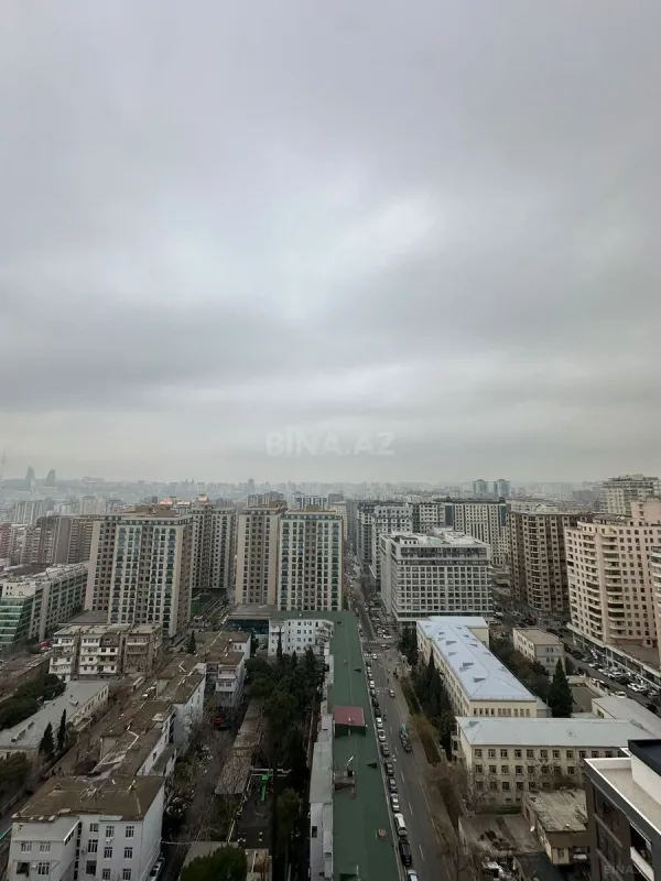 Kirayə verilir 3 otaqlı mənzil 150 m²