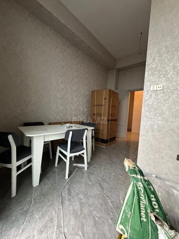 Kirayə verilir 3 otaqlı mənzil 150 m²