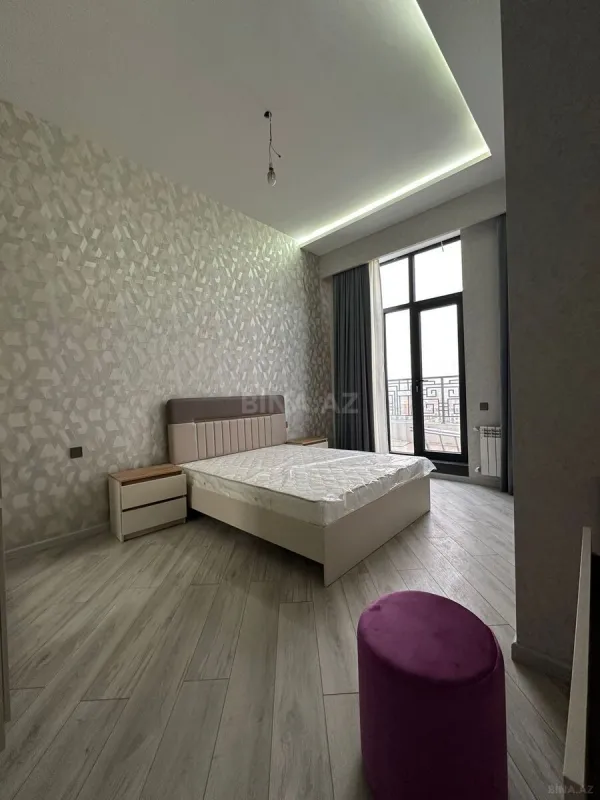 Kirayə verilir 3 otaqlı mənzil 150 m²