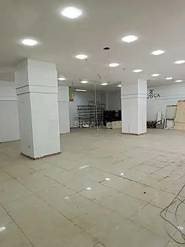 Kirayə verilir obyekt 220 m²