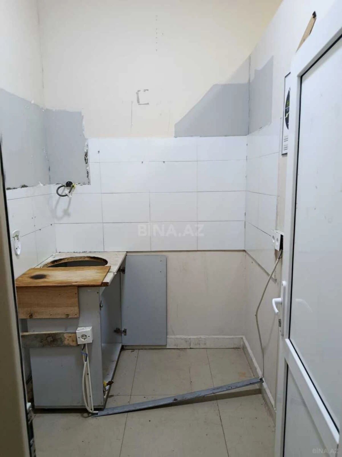 Kirayə verilir obyekt 220 m²