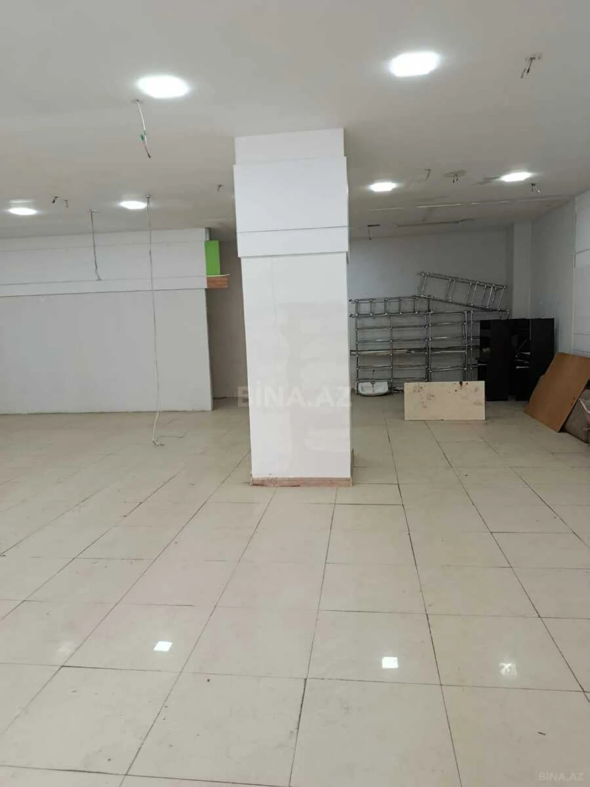 Kirayə verilir obyekt 220 m²