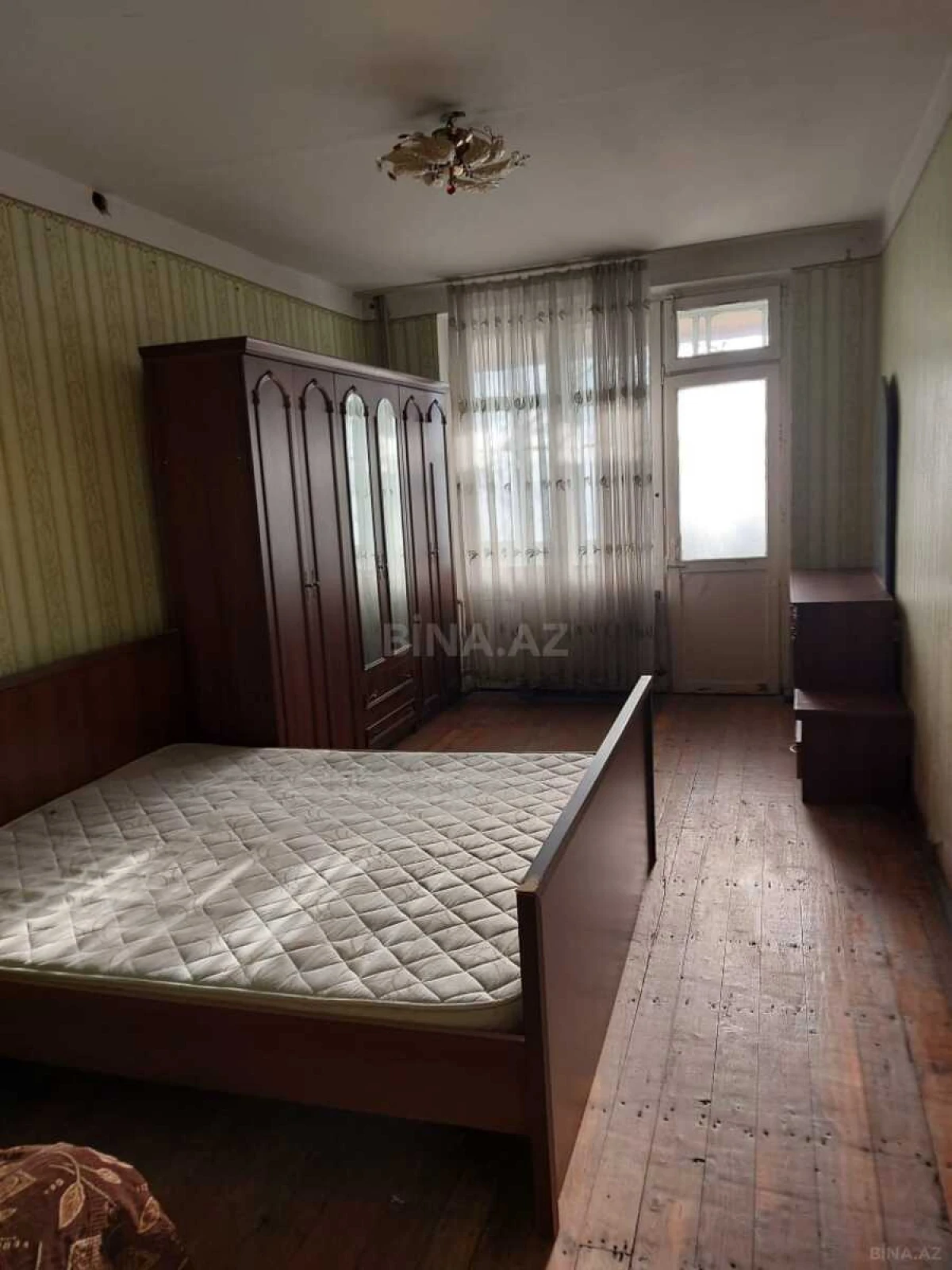 Satılır 2 otaqlı mənzil 60 m²
