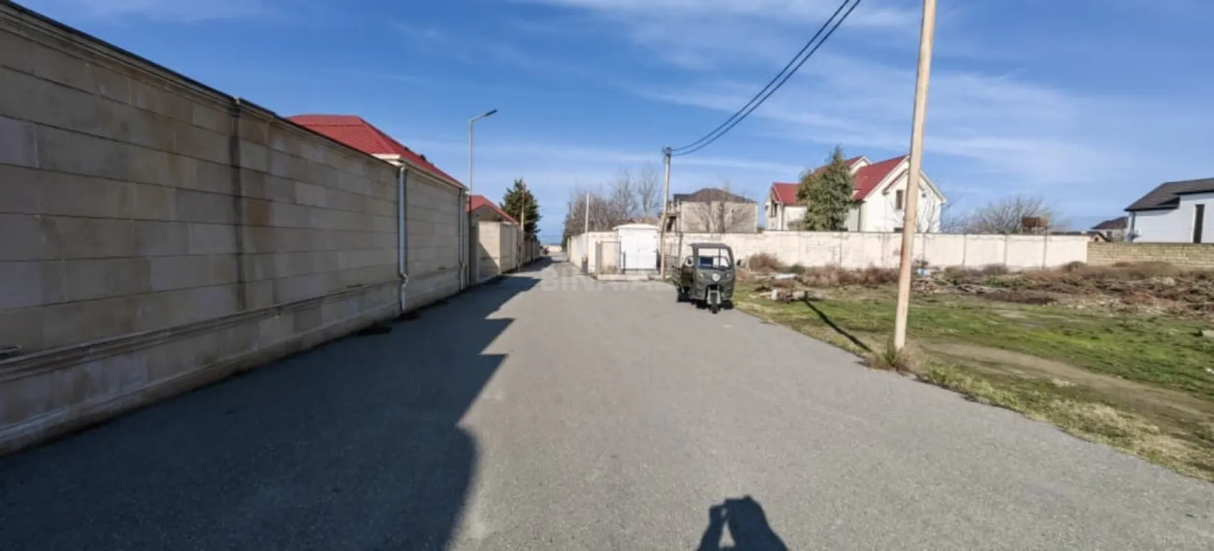 Satılır 20 otaqlı həyət evi 1000 m²