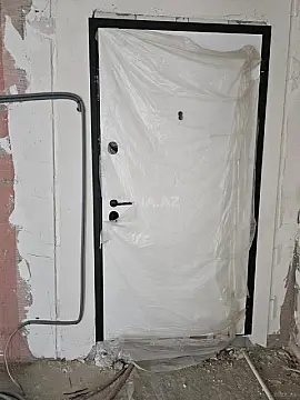 Satılır 3 otaqlı mənzil 170 m²