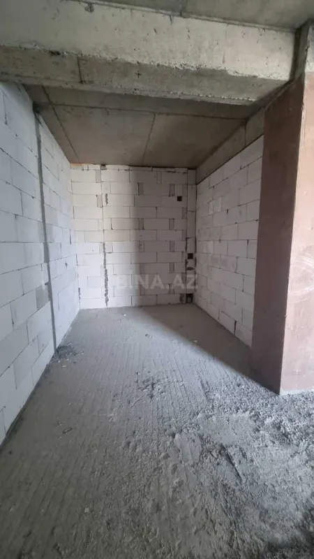 Satılır 3 otaqlı mənzil 170 m²