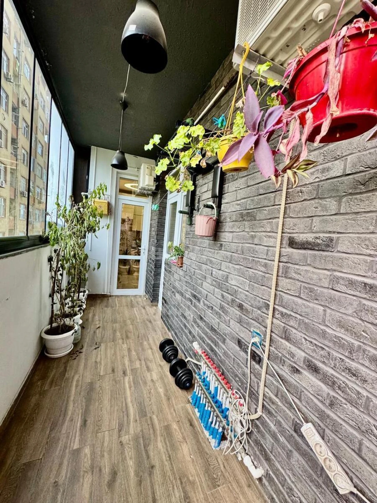 Satılır 3 otaqlı mənzil 130 m²