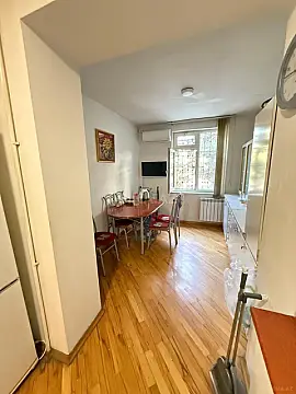 Kirayə verilir 2 otaqlı mənzil 60 m²