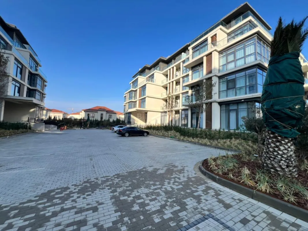 Satılır 2 otaqlı mənzil 85.6 m²