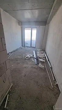 Satılır 3 otaqlı mənzil 170 m²