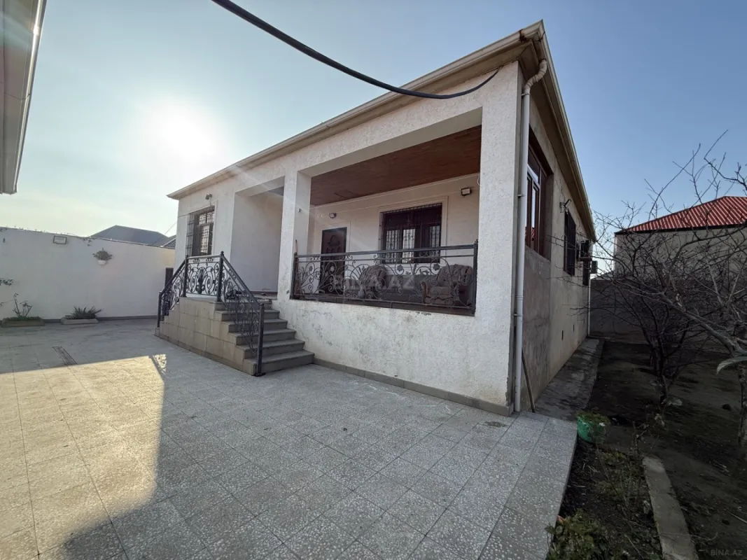 Satılır 4 otaqlı həyət evi 130 m²