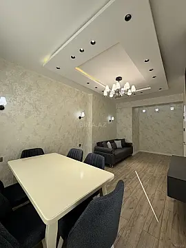 Satılır 2 otaqlı mənzil 85 m²