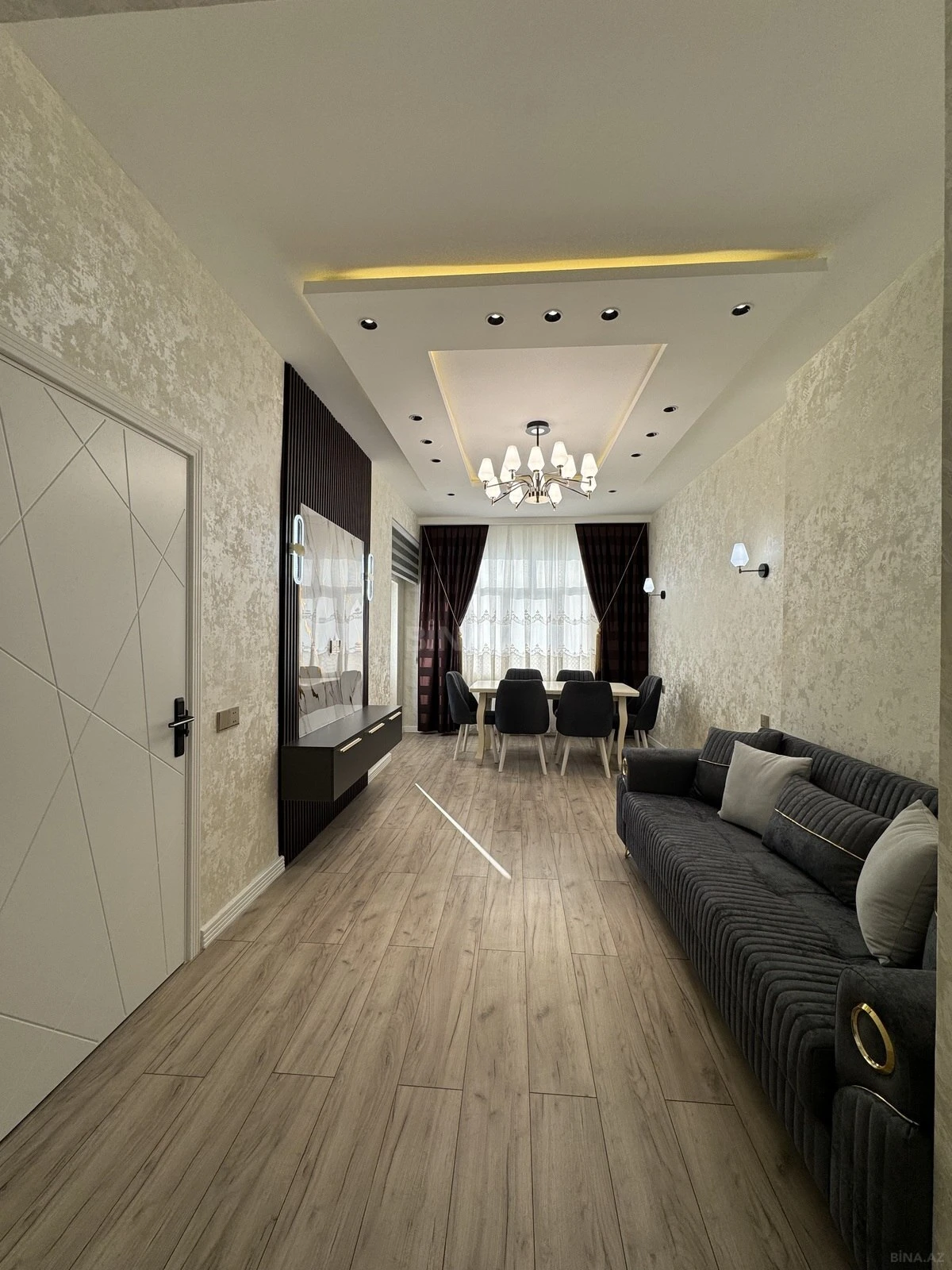 Satılır 2 otaqlı mənzil 85 m²
