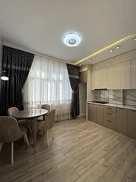 Satılır 2 otaqlı mənzil 85 m²