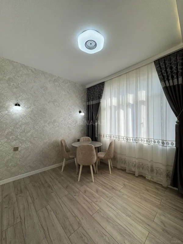 Satılır 2 otaqlı mənzil 85 m²