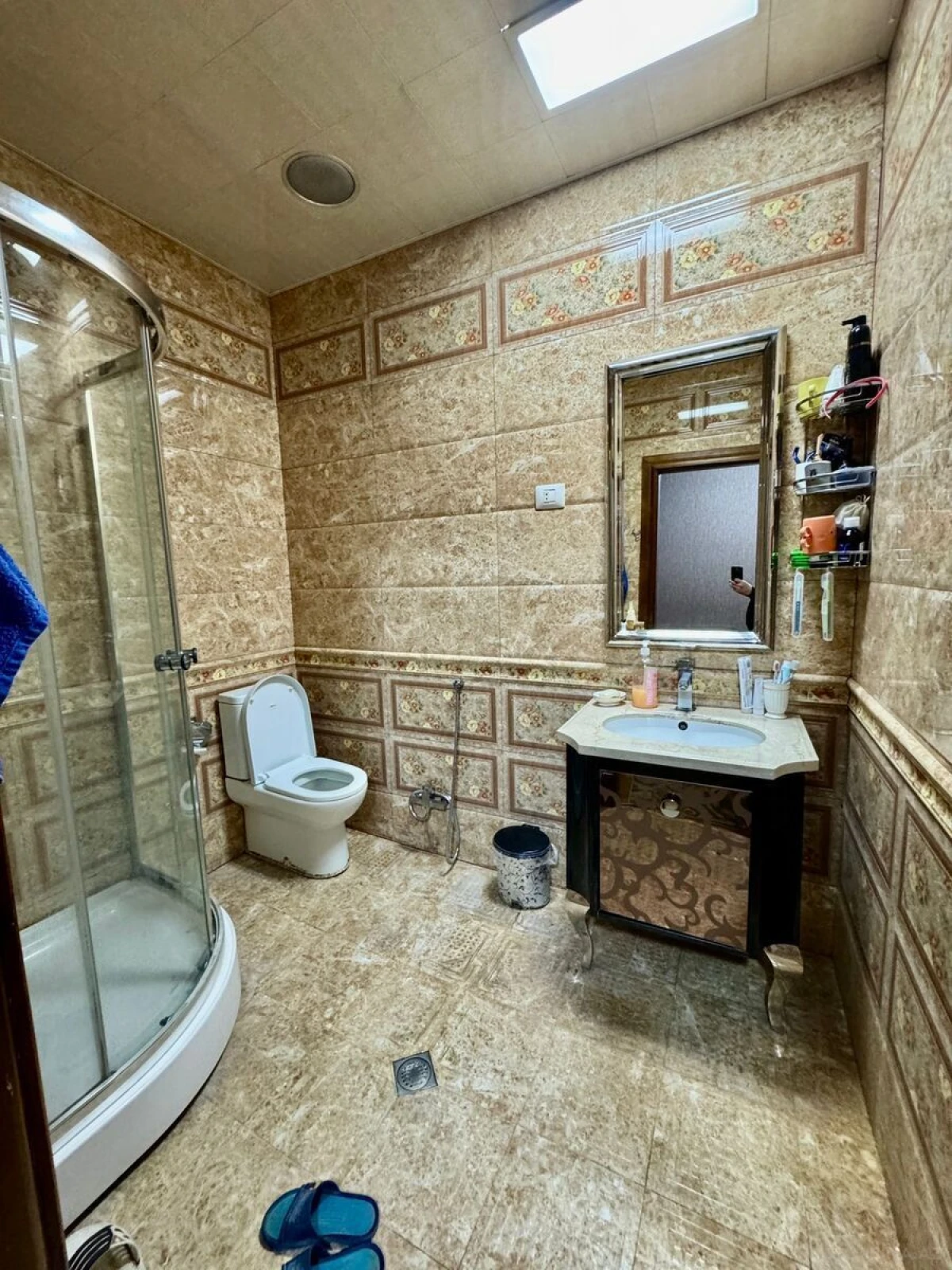 Satılır 2 otaqlı mənzil 92 m²