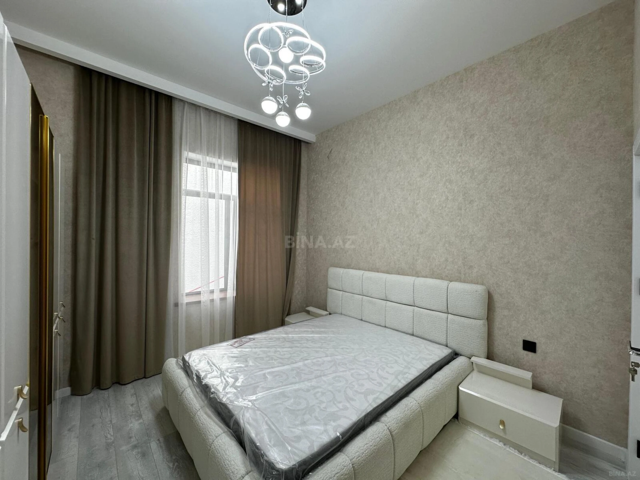 Satılır 4 otaqlı həyət evi 140 m²