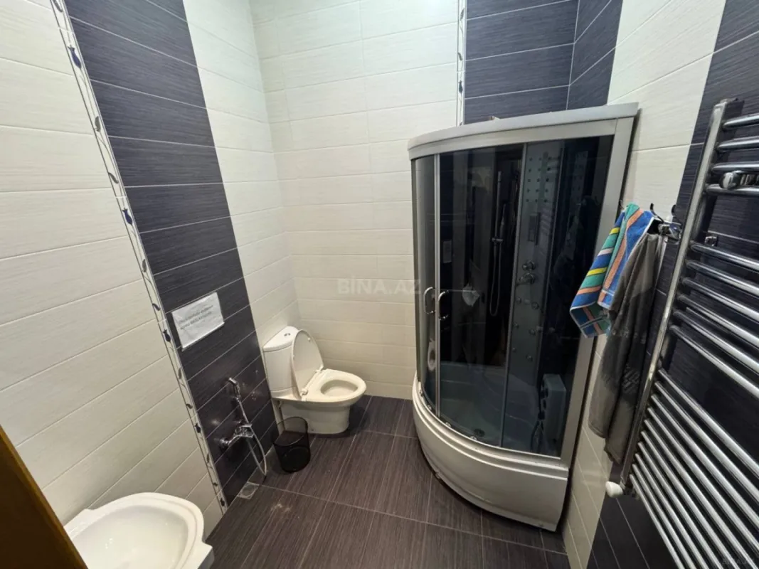 Kirayə verilir 13 otaqlı həyət evi 1000 m²