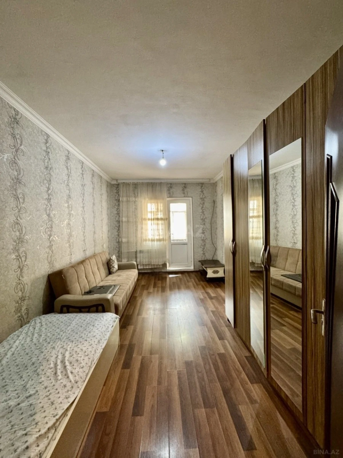 Satılır 2 otaqlı mənzil 45 m²