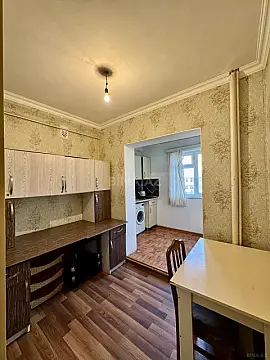 Satılır 2 otaqlı mənzil 45 m²