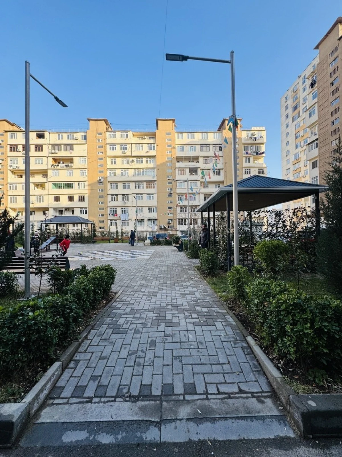 Satılır 2 otaqlı mənzil 45 m²