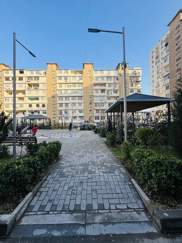 Satılır 2 otaqlı mənzil 45 m²