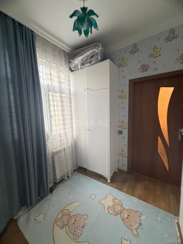 Satılır 3 otaqlı mənzil 42 m²