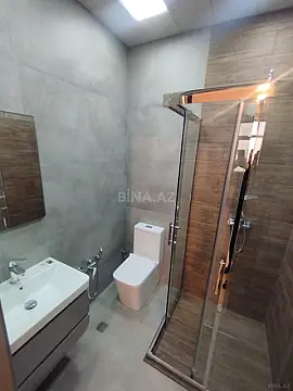 Satılır 4 otaqlı mənzil 175 m²