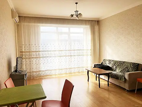 Kirayə verilir 2 otaqlı mənzil 60 m² — Bakı, 8-ci kilometr 2 otaq 60.00 m²