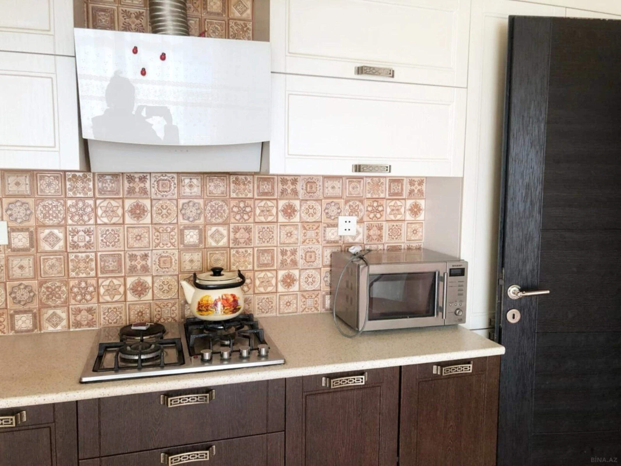 Kirayə verilir 2 otaqlı mənzil 60 m²