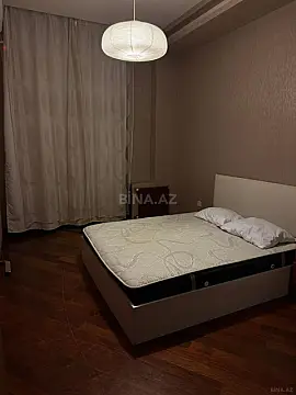 Kirayə verilir 4 otaqlı mənzil 220 m²