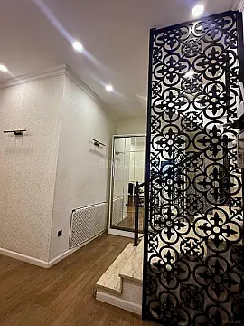 Satılır 5 otaqlı həyət evi 170 m²