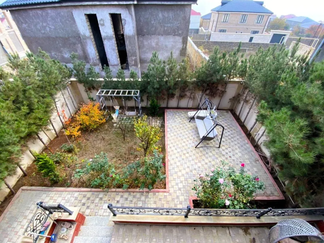 Satılır 5 otaqlı həyət evi 170 m²