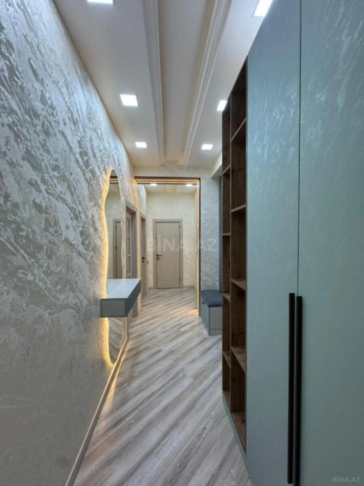 Satılır 3 otaqlı mənzil 87 m²