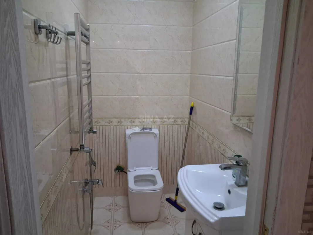 Satılır 3 otaqlı mənzil 132 m²