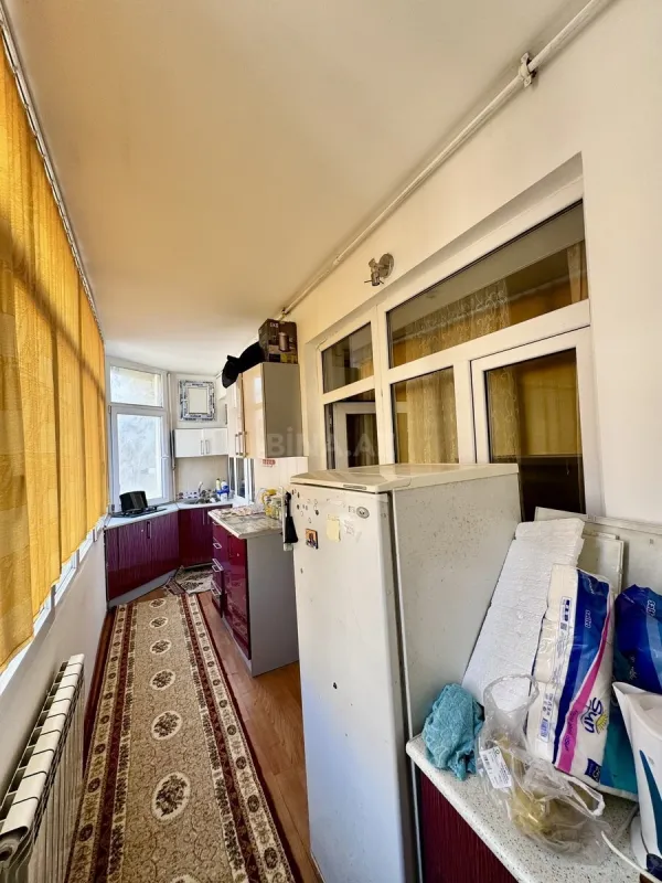 Satılır 2 otaqlı mənzil 58 m²