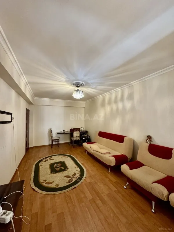 Satılır 2 otaqlı mənzil 58 m²