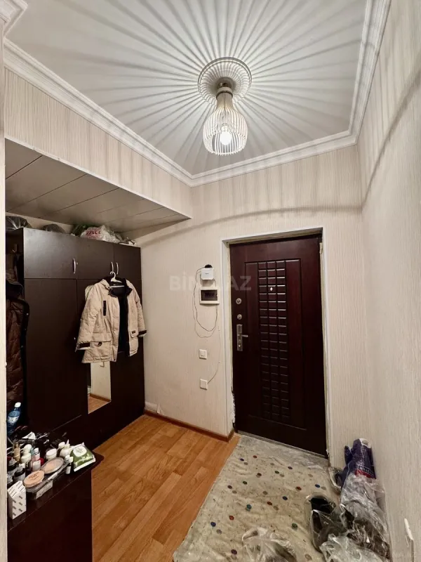 Satılır 2 otaqlı mənzil 58 m²