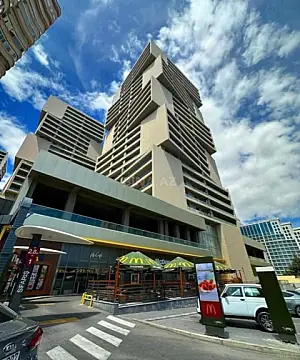 Satılır 3 otaqlı mənzil 148 m² — Bakı 3 otaq 148.00 m²