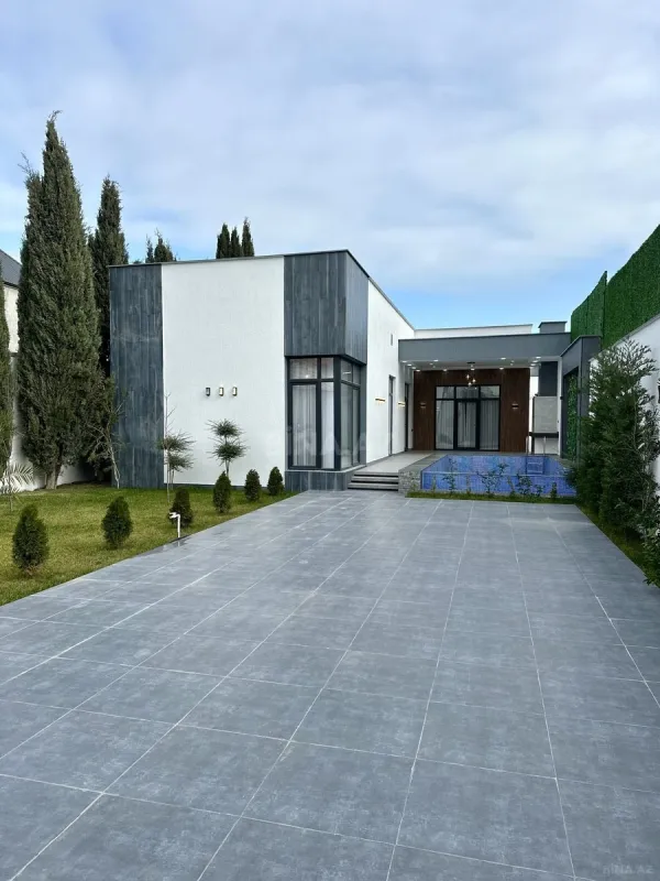 Satılır 4 otaqlı həyət evi 194 m²