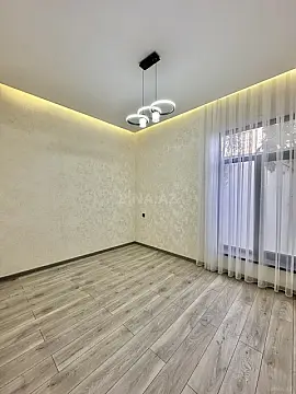 Satılır 4 otaqlı həyət evi 194 m²